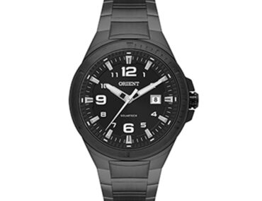 Relógio Orient Masculino MPSS1067 Solartech com caixa e bracelete em aço preto, mostrador preto com números arábicos e calendário, vista frontal.