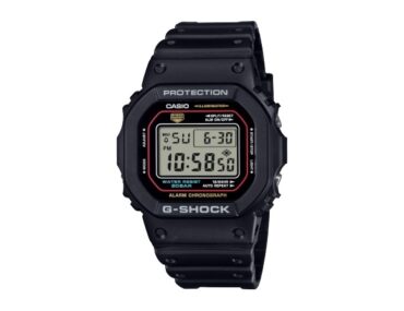 Foto do Relógio Casio G-Shock DW-5600RL-1 preto original bio-based retro com detalhes vermelho azul amarelo clássicos G-Shock para uso unissex esportivo.