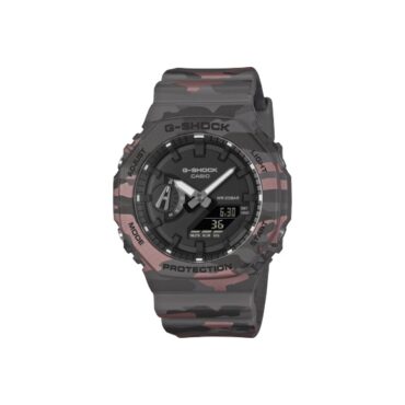 GA-2100CM-8A Foto do Relógio Casio G-Shock GA-2100CM-8A camuflado cinza original CasiOak octogonal com padrão camuflagem exclusivo e G-Mark metálico para uso masculino.