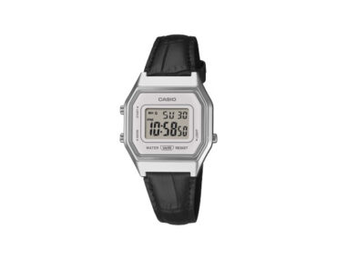 Foto do Relógio Casio Vintage LA680WEL-1 prata preto original quadrado com pulseira couro legítimo e LED backlight para uso unissex retrô.
