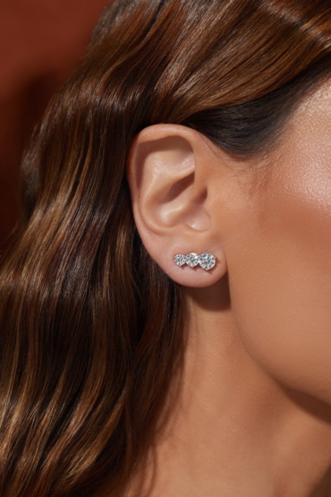 brinco-prata-moissanite-02560866_3 Foto do Brinco Ear Cuff Prata 925 com moissanite lapidação brilhante 6mm 3,2Ct D VVS1 original escalada moderno para uso feminino contemporâneo.