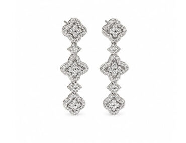 Foto do Brinco Prata 925 com moissanite lapidação brilhante 2mm 0,035Ct D VVS1 original solitário delicado com tarraxa para uso feminino diário.