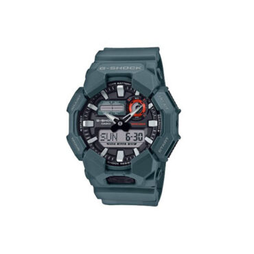 Relogio-casio-gshock-GA-010-2A Foto do relógio Casio G-Shock GA-010-2A azul-acinzentado original com caixa Carbon Core Guard, botão frontal grande e mostrador analógico-digital para uso masculino esportivo.